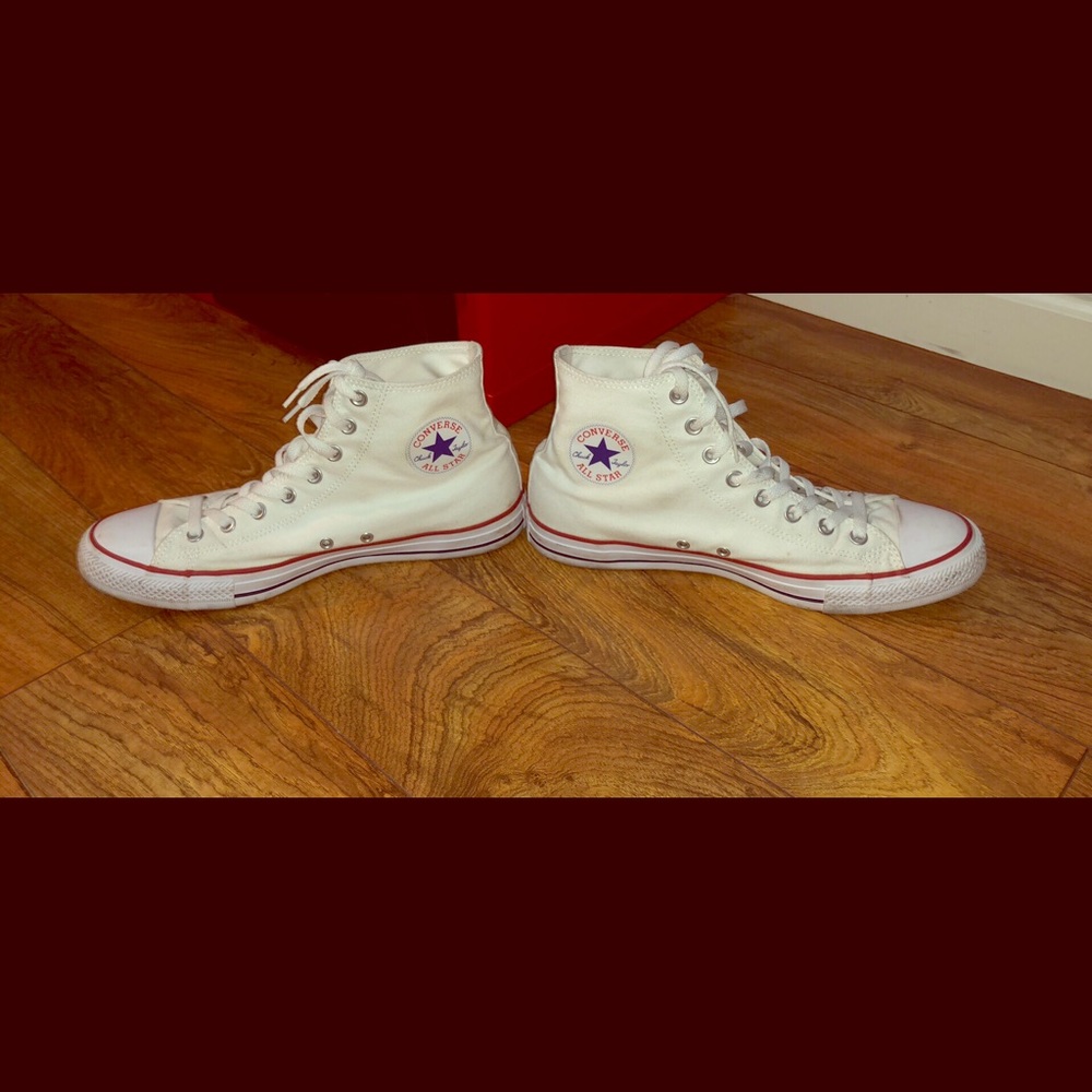 White 10.5 converse